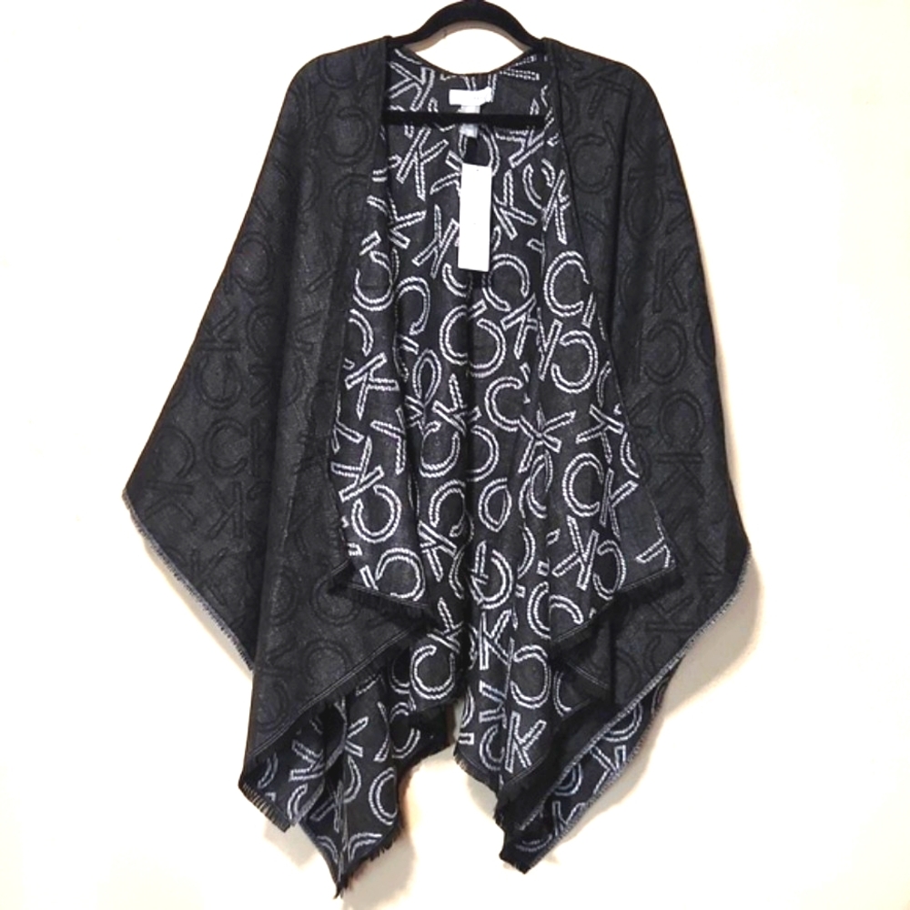NEW! Calvin Klein Logo Reversible Wrap Poncho Shawl Knit Cape One Size